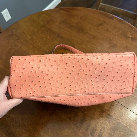 New! Pink Vegan Leather Tote - Picture 3 of 3